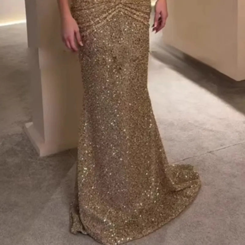 Robe Longue à Paillettes – Élégance et Glamour