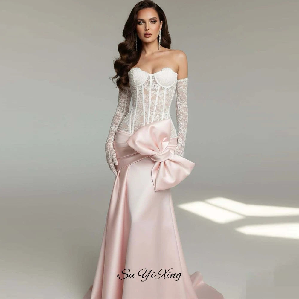Robe de bal luxueuse en satin et dentelle pour femme