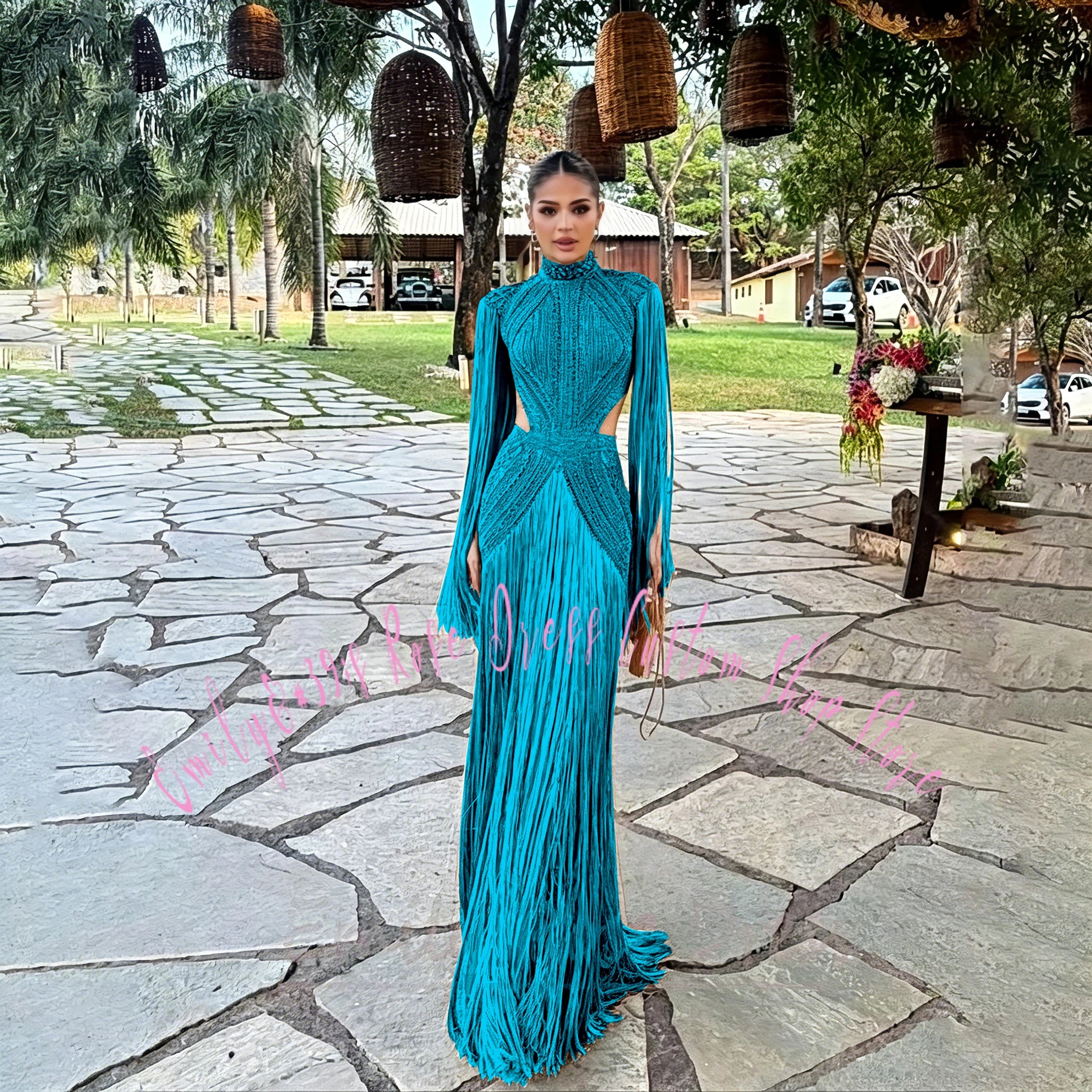 Robe élégante avec perles et manches longues pour cérémonie