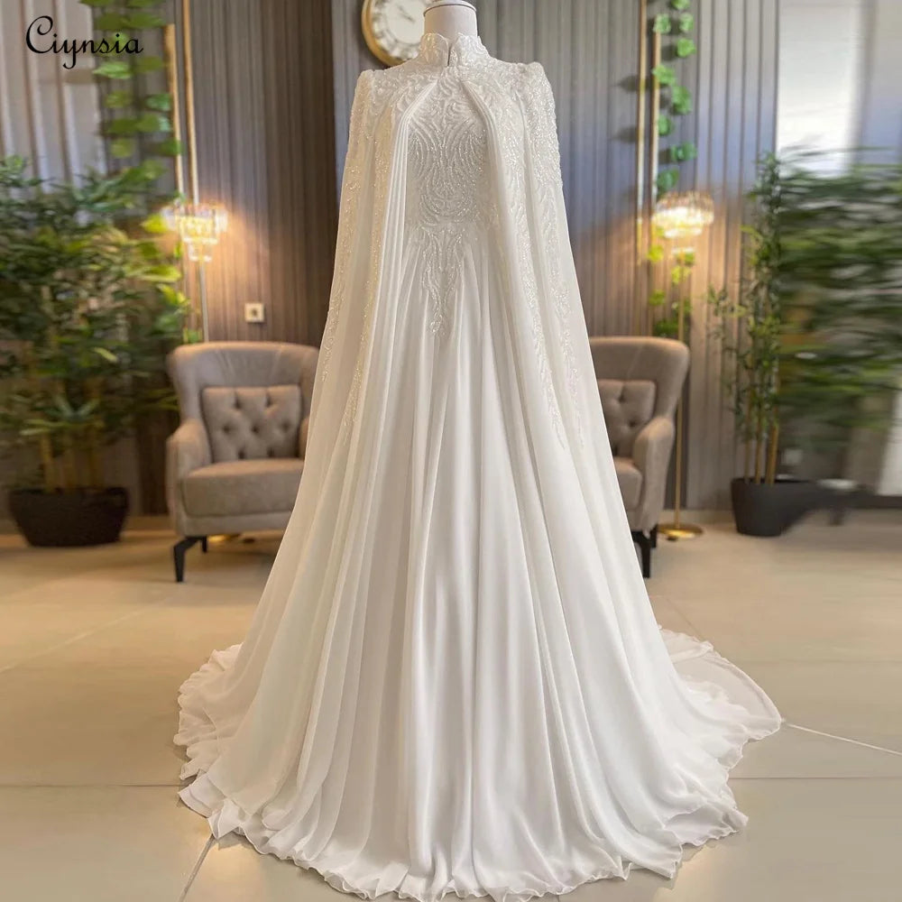 Robe de Mariée Blanche Longue – Style Classique et Raffiné