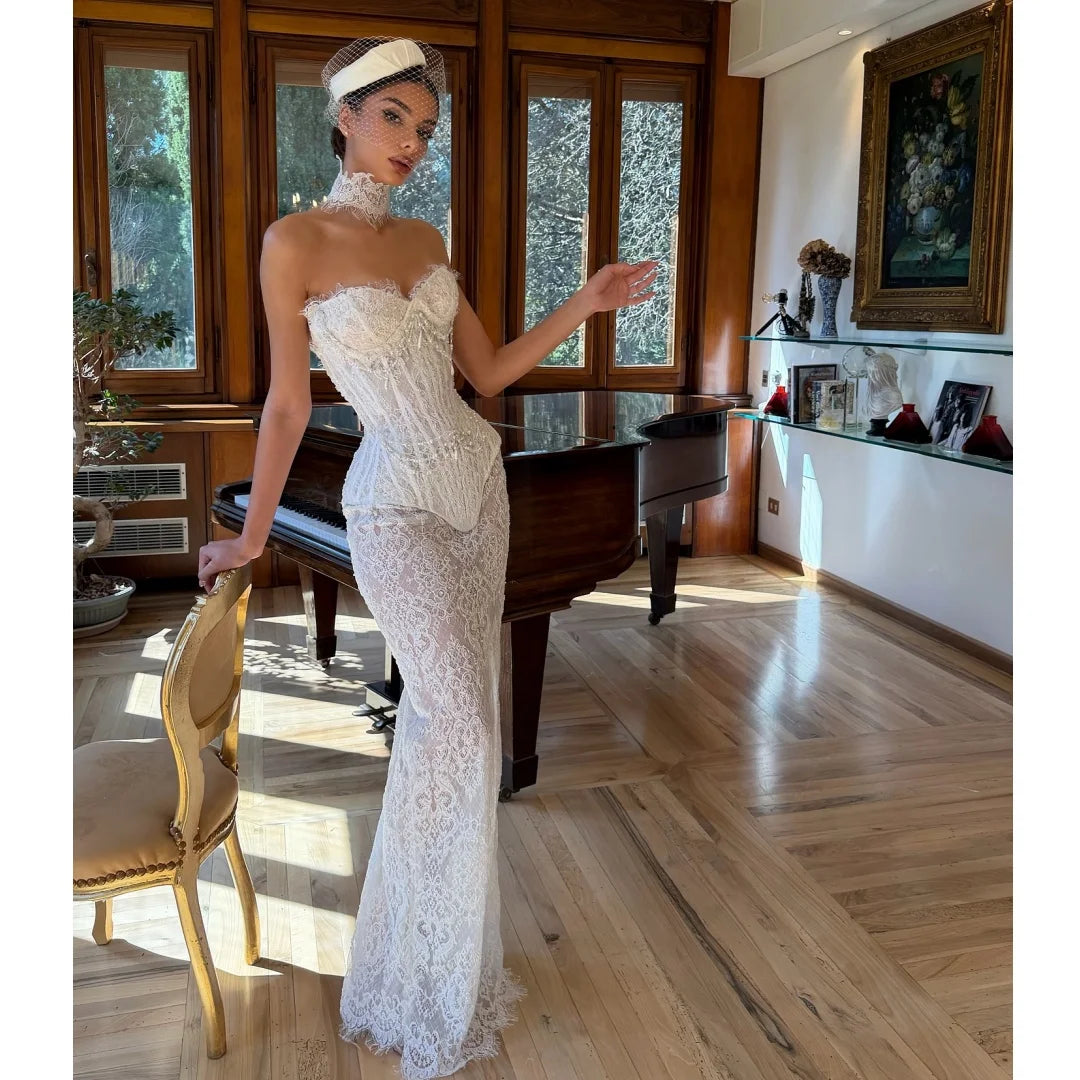 Robe de soirée blanche chic à épaules dénudées