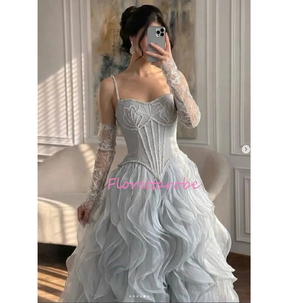 Robe de Soirée Princesse Bustier à Volants – Élégance de Luxe Description